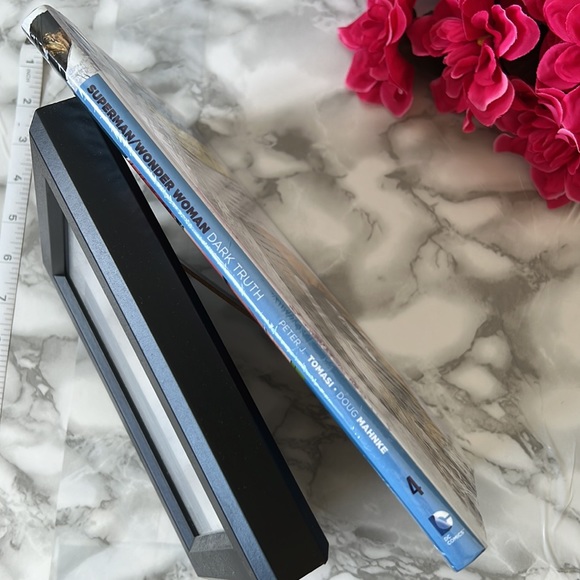 DC - Superman/Wonder Woman Volume 4: Dark Truth - ISBN 978-1-4012-6322-5 - Picture 3 of 4